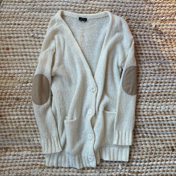 Cream H&M Sweater - Picture 2 of 3